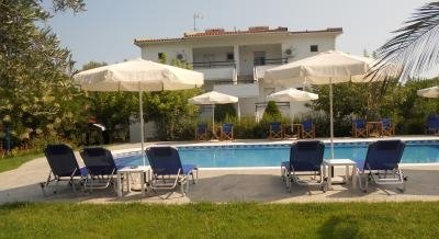 Studios Anagnostou, private accommodation in city Nikiti, Greece